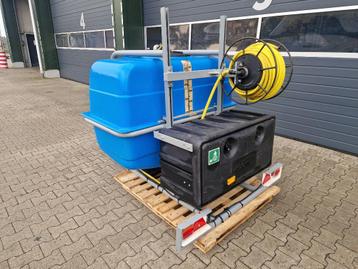 Voorraad tank 600 liter spotsprayer / Rumex beschikbaar voor biedingen