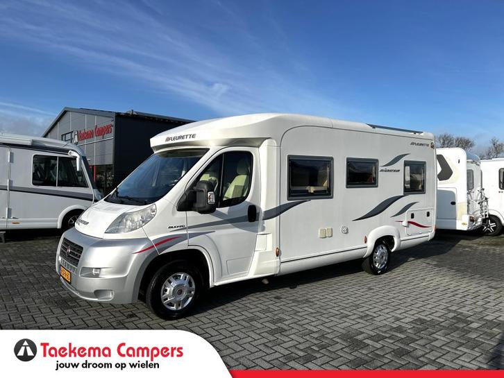 Fleurette Migrateur 67LG Fransbed/2013/33.000km/6.70m/Airco!, Caravans en Kamperen, Campers, Bedrijf, tot en met 4, Half-integraal