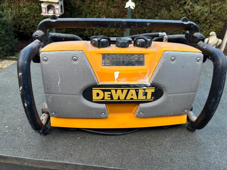 # Schitterende DeWalt DC010 Bouwradio #, Audio, Tv en Foto, Radio's, Gebruikt, Bouwradio, Ophalen of Verzenden