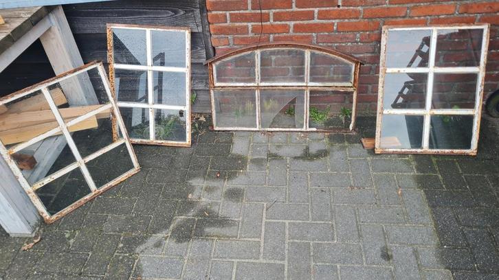 Oude ramen - diverse types en maten, Doe-het-zelf en Verbouw, Glas en Ramen, Gebruikt, Gevelraam of Ruit, Minder dan 80 cm, Minder dan 80 cm