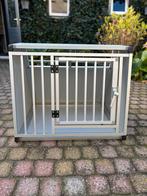 Honden bench 65x80x60 HxBxD aluminium incl rubber mat, Dieren en Toebehoren, Hondenbenches, Ophalen, Zo goed als nieuw