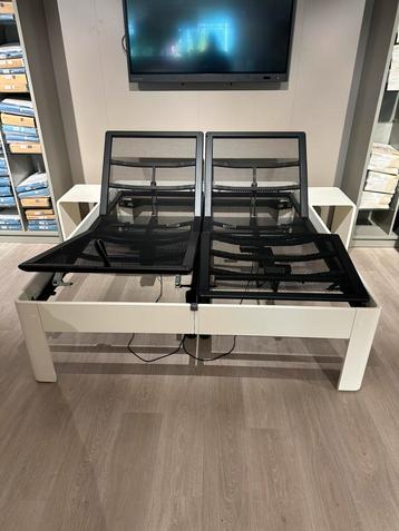 Auping Auronde hoog model! 160x200 Elektrisch & DEELBAAR! beschikbaar voor biedingen
