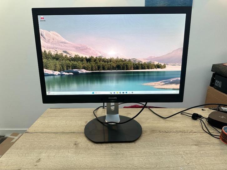 Philips 271P 27 inch scherm DP/HDMI/VGA/DVI kantel/hoogte, Computers en Software, Monitoren, Zo goed als nieuw, 60 Hz of minder