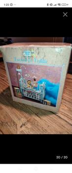 Enesco Tucked In Teddie Muziekmobiel - Compleet met Doos!, Ophalen of Verzenden