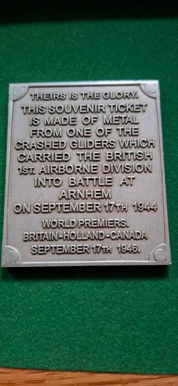 Herdenkingsplaat Arnhem Airborne 1944-1946 beschikbaar voor biedingen
