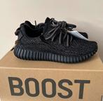 Yeezy Boost 350 'Pirate Black', Kleding | Heren, Nieuw, Ophalen of Verzenden, Yeezy, Sneakers of Gympen