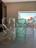 Leuke hanglamp met drie glazen kapjes, Huis en Inrichting, Lampen | Hanglampen, Ophalen, Gebruikt, 50 tot 75 cm, Glas