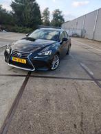 Lexus IS 300h Hybrid LUXURY LINE MET GARANTIE 223pk 2018, Automaat, Zwart, Te koop, 750 kg