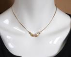 Ketting met twee handen die een diamant vasthouden, ., Ophalen of Verzenden, Zo goed als nieuw, .