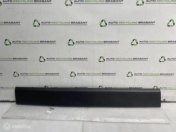 Sierlijst Zijwand Renault Master Opel Movano 828210160R beschikbaar voor biedingen