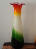 Multi colour Murano vaas opaline glas in nieuwstaat, Antiek en Kunst, Antiek | Vazen, Ophalen of Verzenden