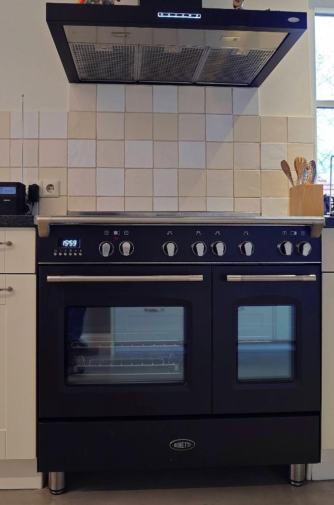 BORETTI Inductie fornuis 90cm. Met Boretti afzuigkap., Huis en Inrichting, Keuken | Keukenbenodigdheden, Gebruikt, Ophalen