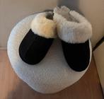 Pantoffels, Zwart, Ophalen of Verzenden, Zo goed als nieuw, Pantoffels of Sloffen