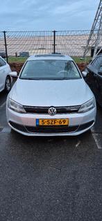 Volkswagen Jetta 1.4 TSI Hybrid 7-DSG 2012 Grijs, Stof, Euro 6, 4 cilinders, Grijs