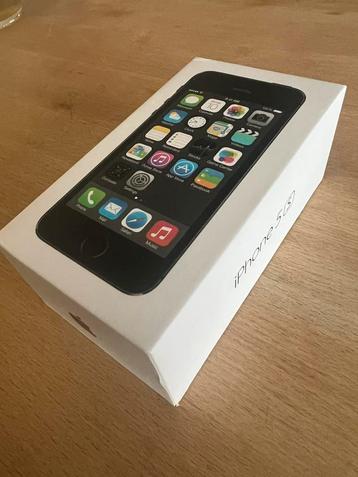 DOOSJE voor Iphone 4 + 5S (16 gb Space Grey) beschikbaar voor biedingen