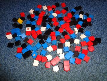 Partij A232=oude Lego poppetjes beschikbaar voor biedingen