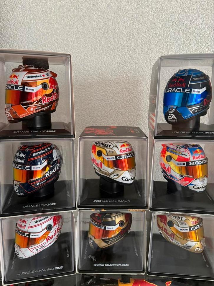 Max Verstappen 1:4 helmen te koop, Verzamelen, Automerken, Motoren en Formule 1, Zo goed als nieuw, Formule 1, Ophalen of Verzenden
