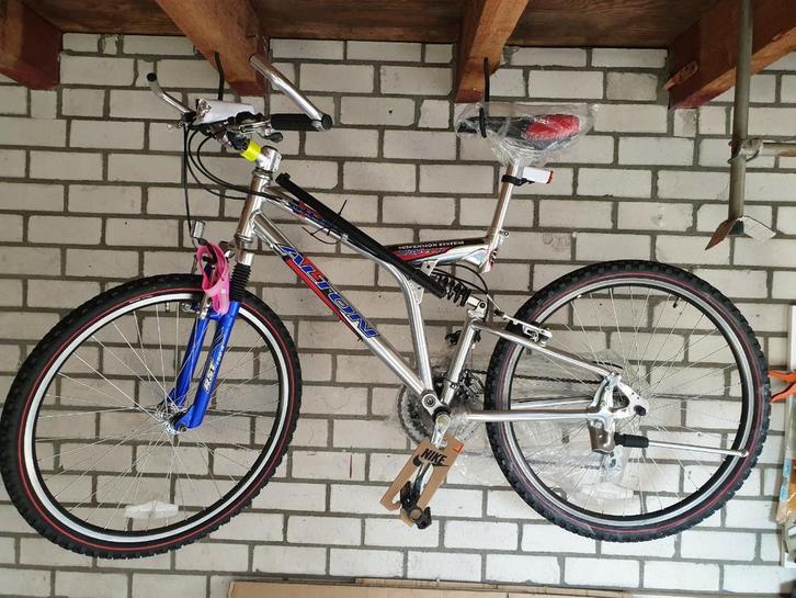 Alton 26 inch fiets - ZGAN!, Fietsen en Brommers, Fietsen | Mountainbikes en ATB, Zo goed als nieuw, Heren, Overige merken, Fully