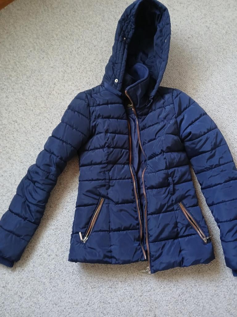 Blauwe dames jas  met capuchon, Ophalen of Verzenden, Zo goed als nieuw, Blauw