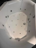 Luxe Jacuzzi met diverse functies, Ophalen, Gebruikt, Met bad
