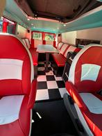 Ford E150 campervan, Caravans en Kamperen, Overige merken, 2000 kg en meer, Tot 4 meter, Rondzit