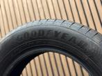 ZGAN! 4X 205/60/16 Goodyear EfficientGrip Performance 3620, Ophalen, 16 inch, 205 mm, Band(en)