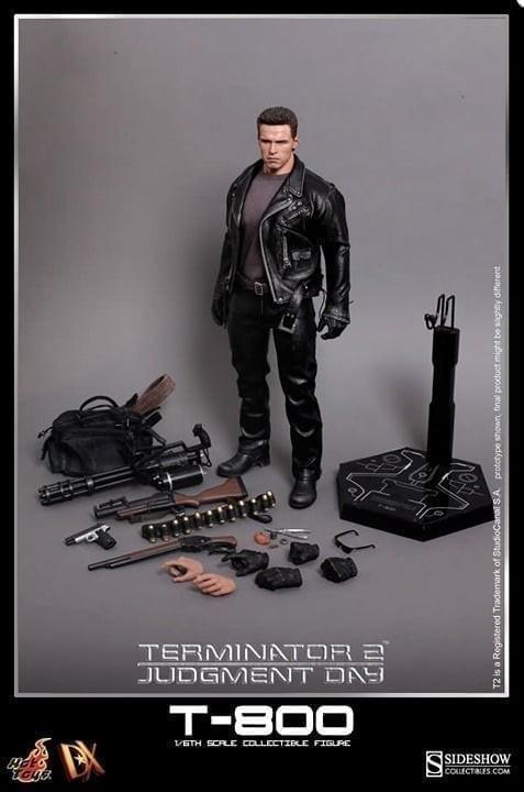 Hot Toys Terminator T-800 DX10, Hobby en Vrije tijd, Modelbouw | Figuren en Diorama's, Zo goed als nieuw, 1:35 tot 1:50, Ophalen of Verzenden