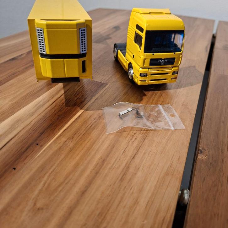 MAN + SPIEGELS KOELTRAILER CBN .TEKNO .EXTRA BAK + DEUREN ., Hobby en Vrije tijd, Modelauto's | 1:50, Zo goed als nieuw, Bus of Vrachtwagen