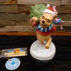 Pooh & Friends #4008056 Poeh met Kerstboom Kerst, Ophalen of Verzenden, Winnie de Poeh of vrienden, Zo goed als nieuw, Beeldje of Figuurtje