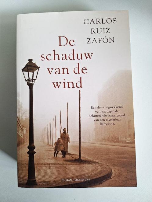 De schaduw van de wind - Carlos Ruiz Zafon, Boeken, Romans, Zo goed als nieuw, Ophalen of Verzenden