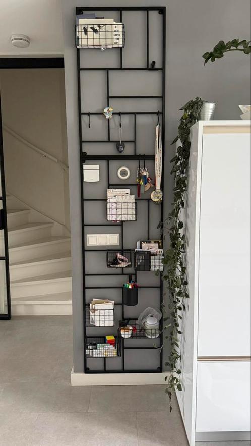 2 stalen wandrekken, Huis en Inrichting, Woonaccessoires | Wandplanken en Boekenplanken, Gebruikt, Ophalen