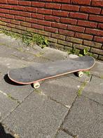 Leuke skateboard, Sport en Fitness, Skateboarden, Ophalen of Verzenden, Zo goed als nieuw, Skateboard