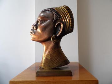 Art Deco Beeld Afrikaanse Vrouw, brons/messing beschikbaar voor biedingen
