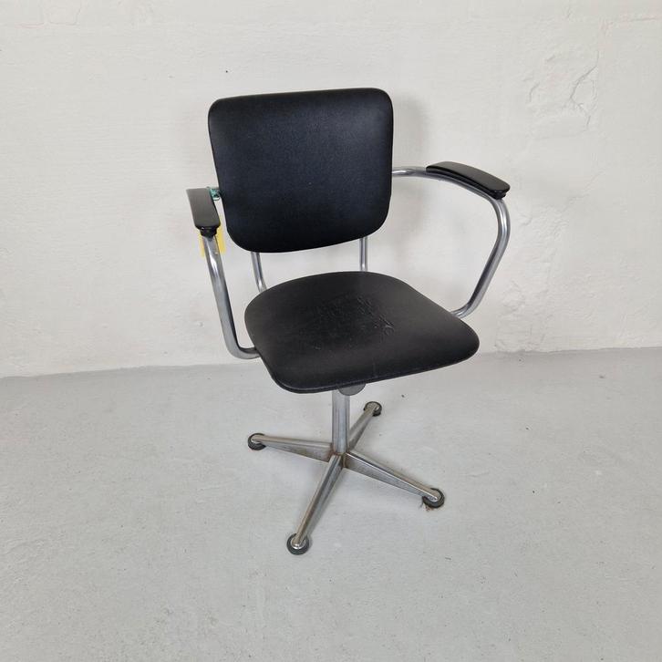 Vintage Cirkel Arend Bureaustoel, Huis en Inrichting, Bureaustoelen, Gebruikt, Bureaustoel, Zwart, Ergonomisch, Ophalen of Verzenden