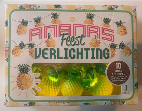 Ananas feest verlichting leuk surprise kado voor vrijgezel, Hobby en Vrije tijd, Feestartikelen, Zo goed als nieuw, Ophalen of Verzenden