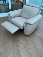 Natuzzi relax fauteuil java incl hoofdsteun en walnoten poot, Ophalen, 100 tot 125 cm, Leer, 100 tot 125 cm