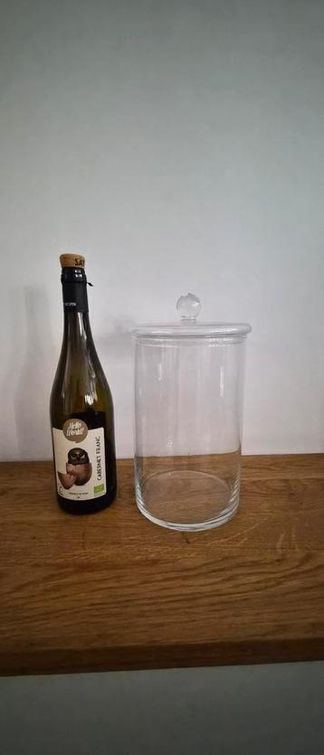 Glazen Pot met Deksel beschikbaar voor biedingen