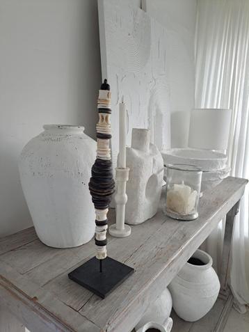 Unieke schelpentoren Bali op standaard Loft Tropical beschikbaar voor biedingen