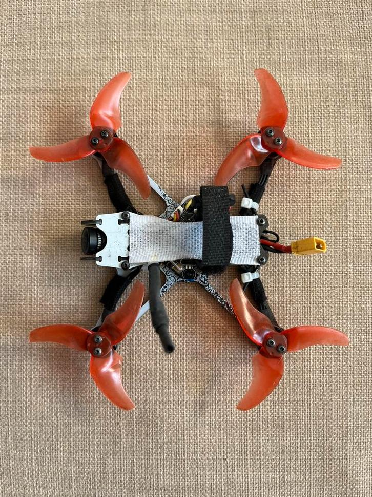 Tinyhawk 2 Freestyle, 3 stukken. Met props, Hobby en Vrije tijd, Modelbouw | Radiografisch | Helikopters en Quadcopters, Gebruikt