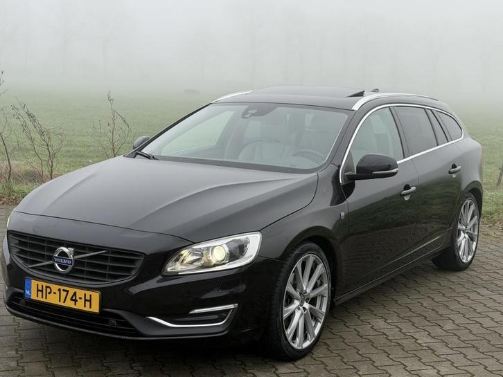 Volvo V60 D3 AUT 150PK OCEAN RACE FULL OPT SCHUIFD LEDER, Auto's, Volvo, Te koop, V60, ABS, Achteruitrijcamera, Airbags, Airconditioning
