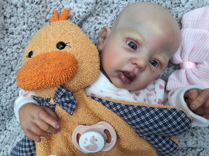 babypopF, Verzamelen, Poppen, Pop, Ophalen of Verzenden