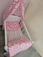 Schattig poppenbed met hemel, Kinderen en Baby's, Speelgoed | Poppen, Ophalen of Verzenden, Zo goed als nieuw, Babypop
