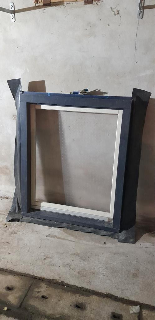 Draai kiep houten raamkozijn kozijn, Doe-het-zelf en Verbouw, Kozijnen en Schuifpuien, Nieuw, Raamkozijn, Hout, 75 tot 150 cm