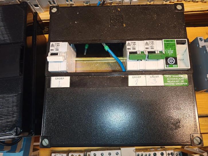 Meterkast / Groepenkast / Automaten, Doe-het-zelf en Verbouw, Elektra en Kabels, Gebruikt, Overige typen, Ophalen