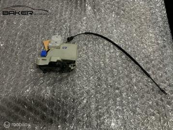 Deurslot mechaniek Volkswagen Polo 9N3 (05-09) 3B1837015AM2 beschikbaar voor biedingen
