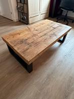 Salontafel houten balken en stalen frame, Huis en Inrichting, Tafels | Salontafels, Ophalen, Gebruikt, 100 tot 150 cm, Robuust, stoer