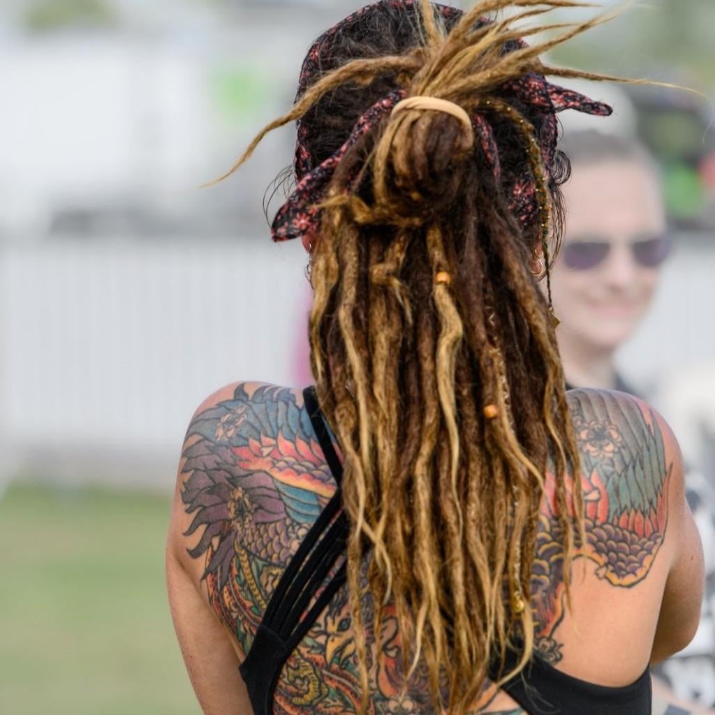 Dreads zetten en bijwerken Limburg, Sieraden, Tassen en Uiterlijk, Uiterlijk | Haarverzorging, Ophalen, Nieuw, Overige typen