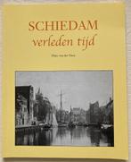 3 boeken over (Jenever) historie Schiedam, Ophalen of Verzenden, 20e eeuw of later, Zo goed als nieuw