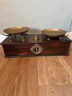 Antieke Weegschaal met Gewichten, Ophalen