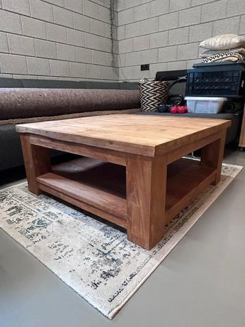 Massief Eiken Salontafel - 100x100x45 cm beschikbaar voor biedingen